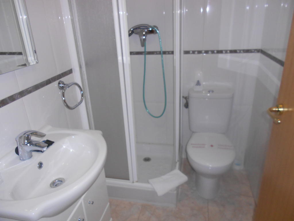 Hostal Ca La Irene Sant Vicens De Castellet Phòng bức ảnh