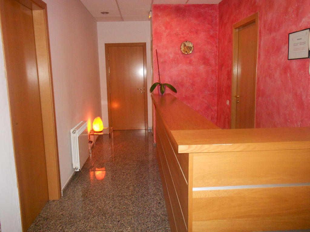 Hostal Ca La Irene Sant Vicens De Castellet Ngoại thất bức ảnh
