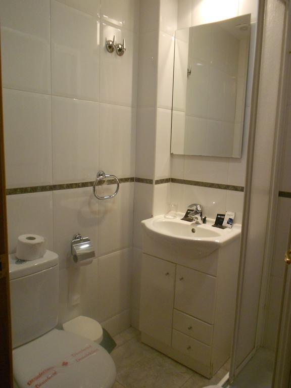 Hostal Ca La Irene Sant Vicens De Castellet Ngoại thất bức ảnh