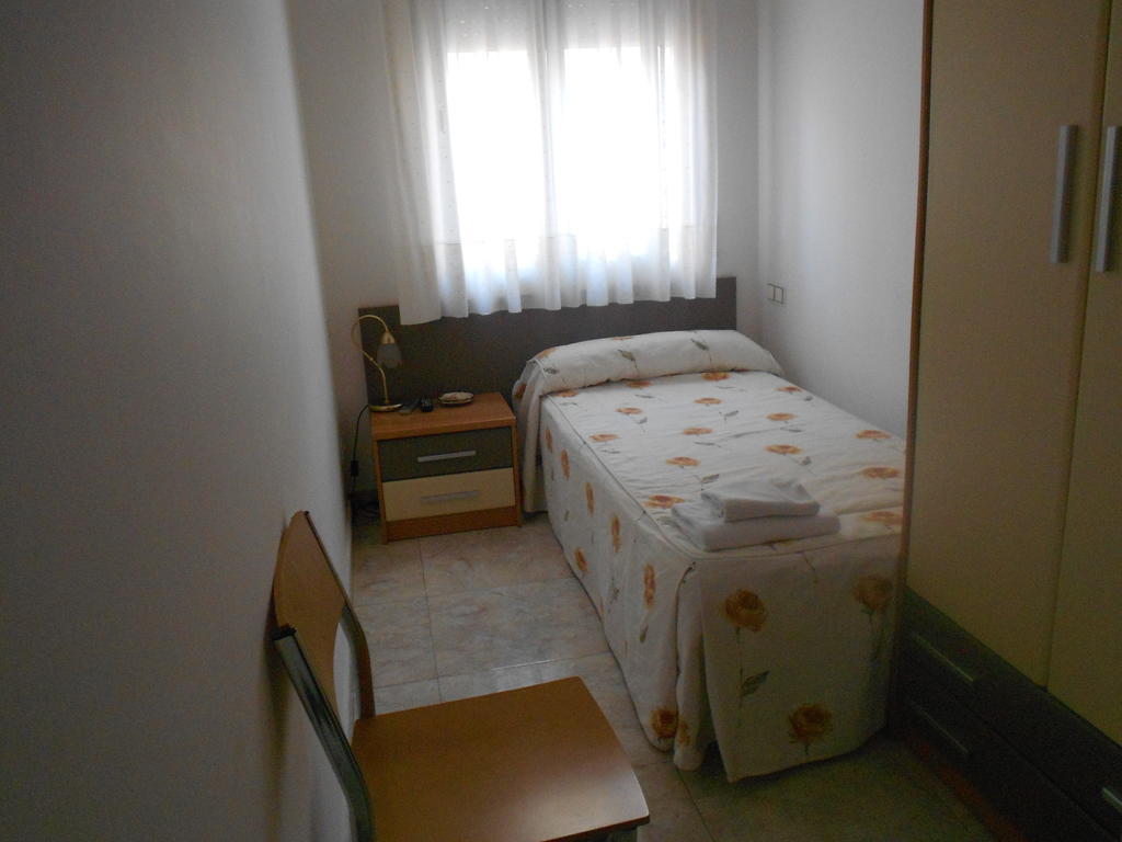 Hostal Ca La Irene Sant Vicens De Castellet Phòng bức ảnh