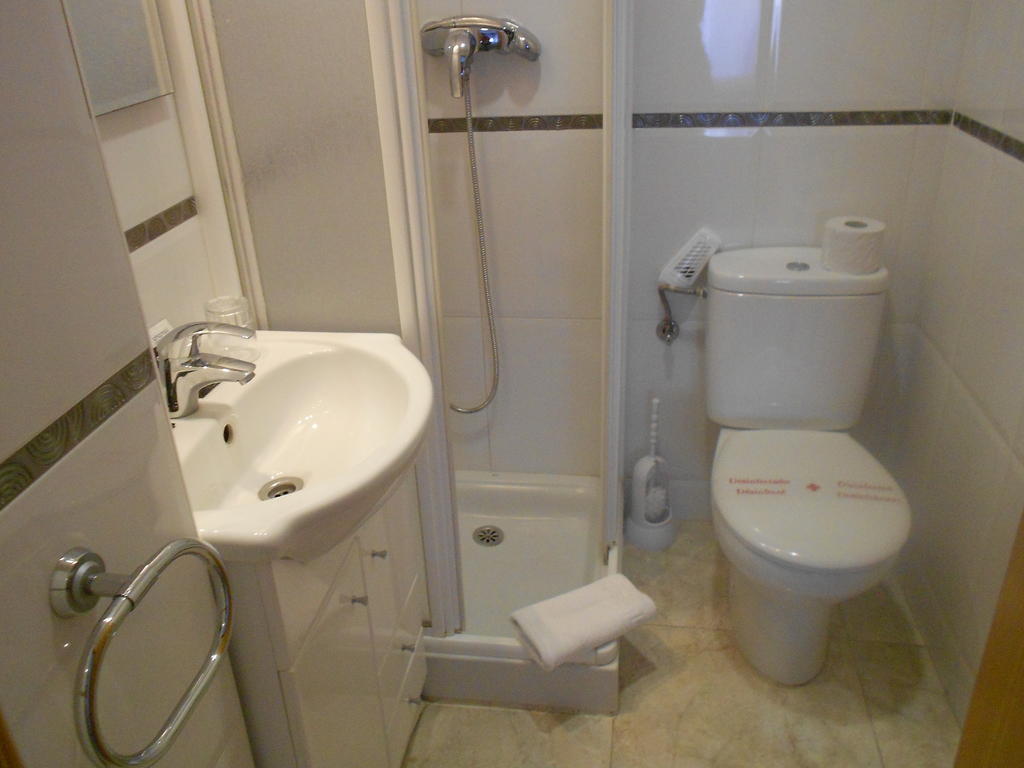 Hostal Ca La Irene Sant Vicens De Castellet Phòng bức ảnh